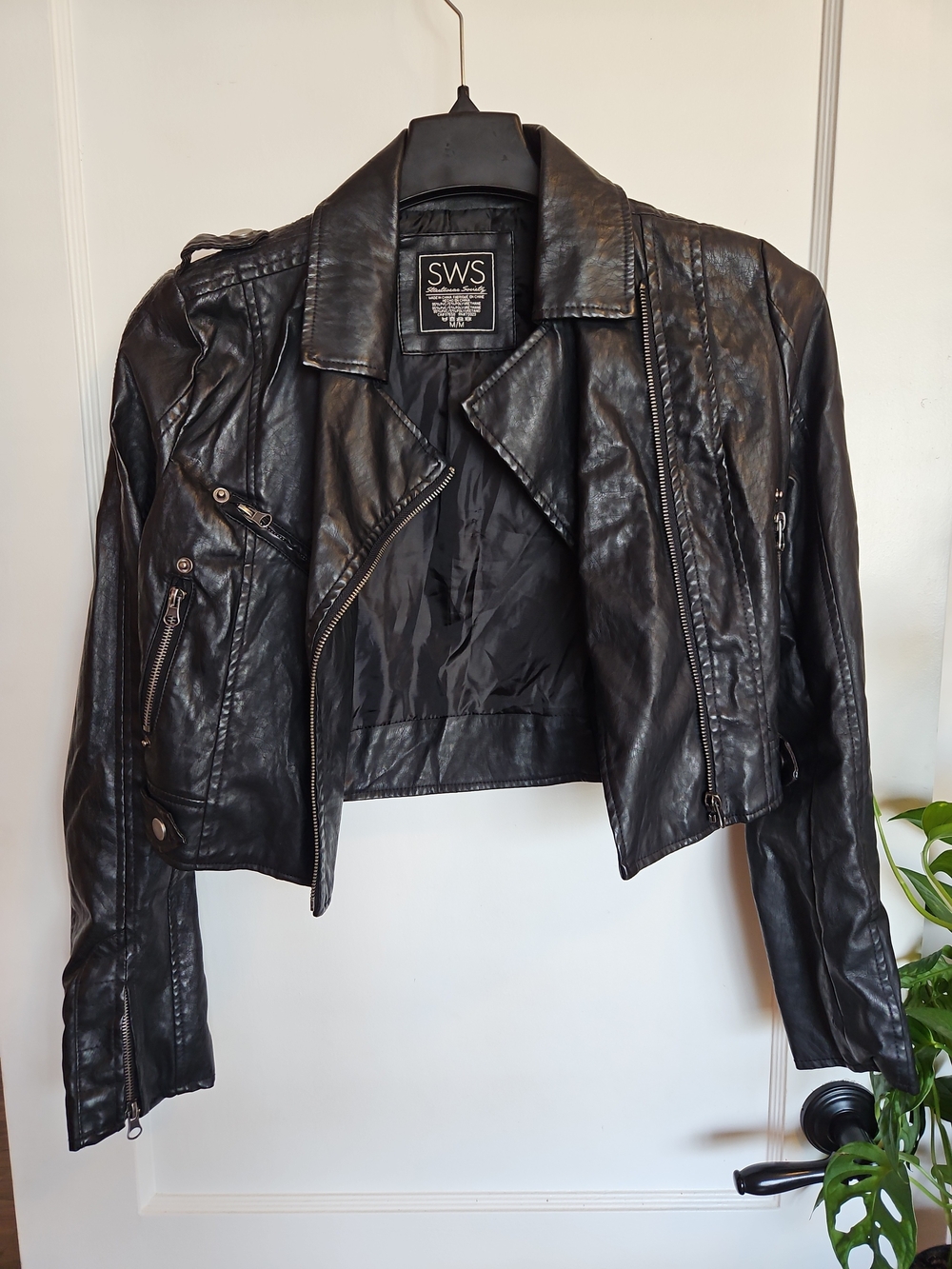 Black Faux Leather Moto Jacket - Women's Cropped